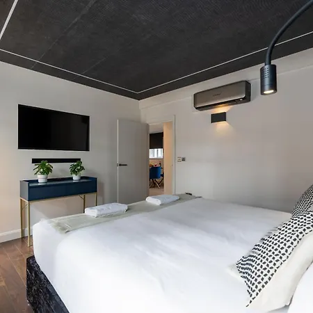 Stay At Whitfield Street